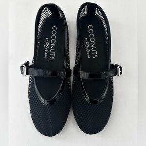 Coconuts by Matisse Black Flats